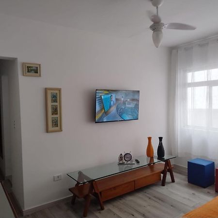 גוארויה Apto 1 Dorm Entre Praias Do Tombo E Asturias! מראה חיצוני תמונה