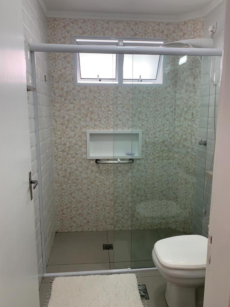 גוארויה Apto 1 Dorm Entre Praias Do Tombo E Asturias! מראה חיצוני תמונה