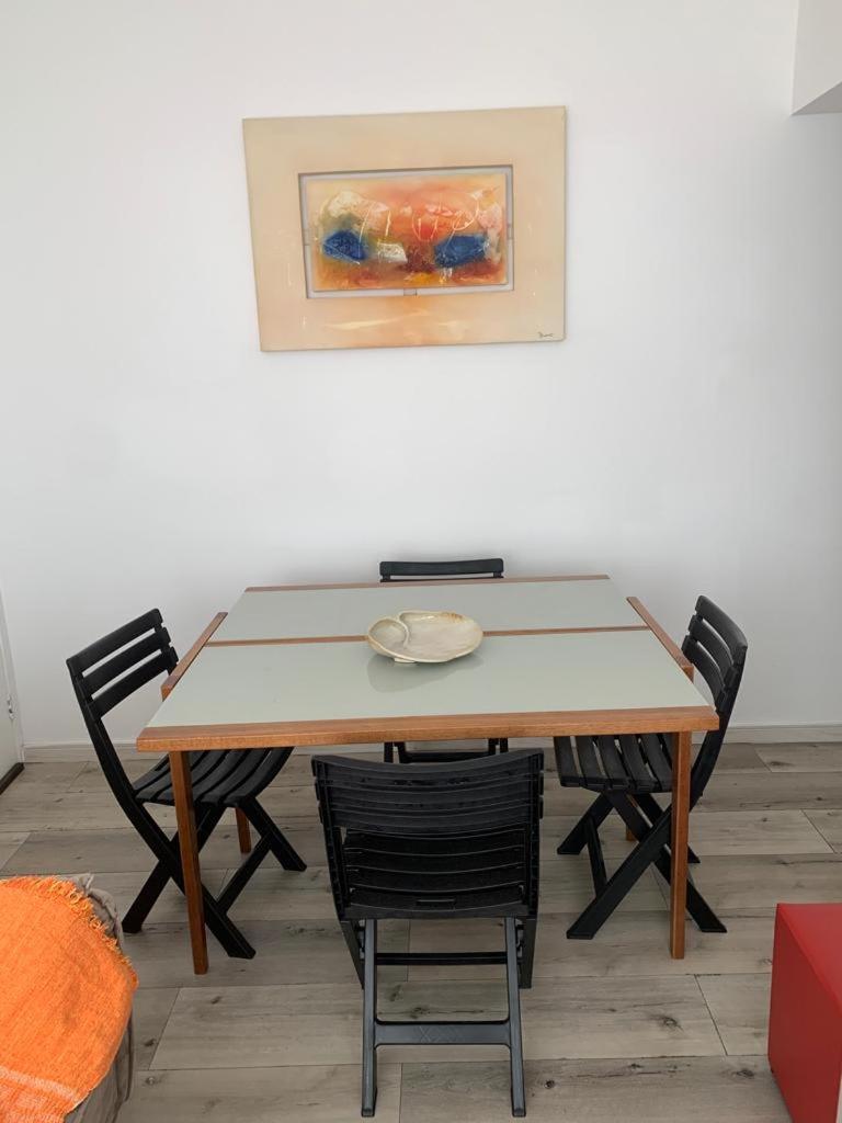 גוארויה Apto 1 Dorm Entre Praias Do Tombo E Asturias! מראה חיצוני תמונה